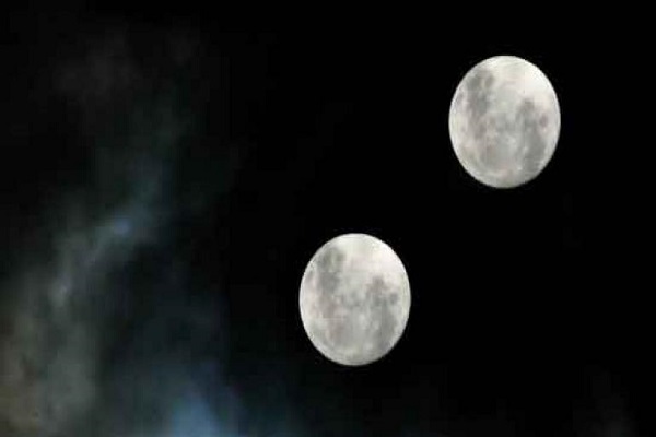 2009-two-moons-fake-news